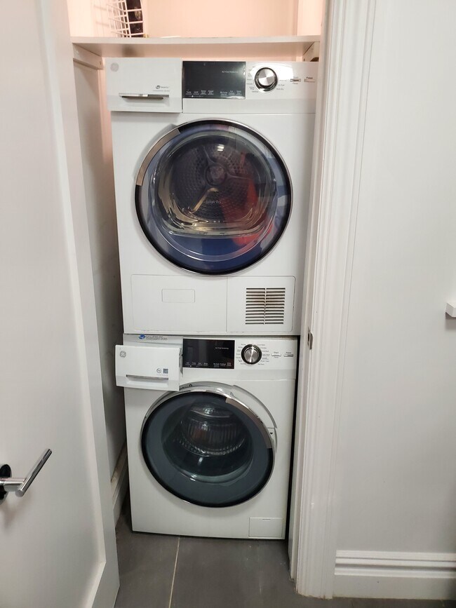 Photo - 25 W 68th St Unidad 5B