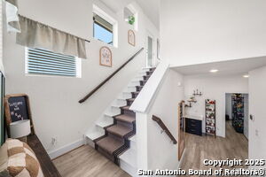 Photo - 9719 Stillwater Pass