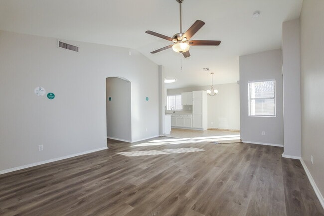 Photo - 20212 N 34th Pl
