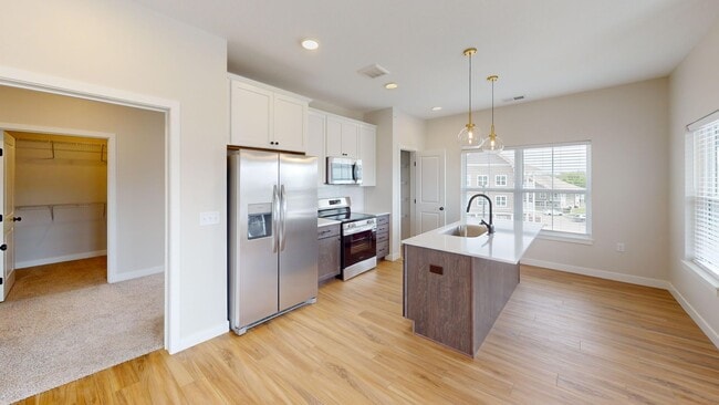 Carden Springs Apartments and Townhomes