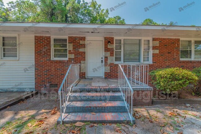 Photo - 109 Vanderbilt Cir