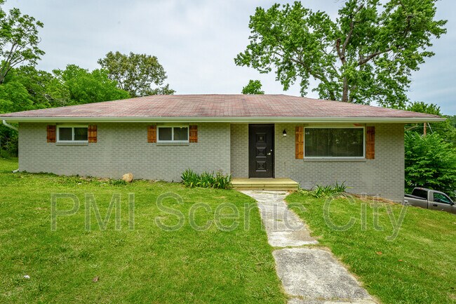 Photo - 1375 Orbit Dr