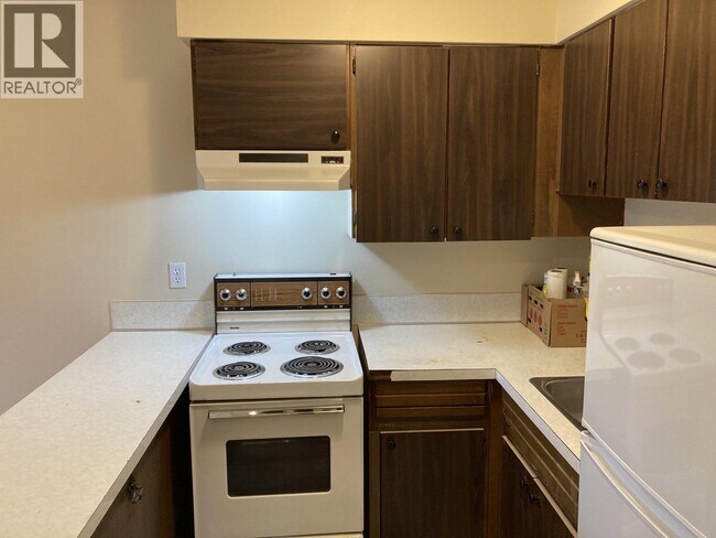 3570 E Hastings St Unit 211