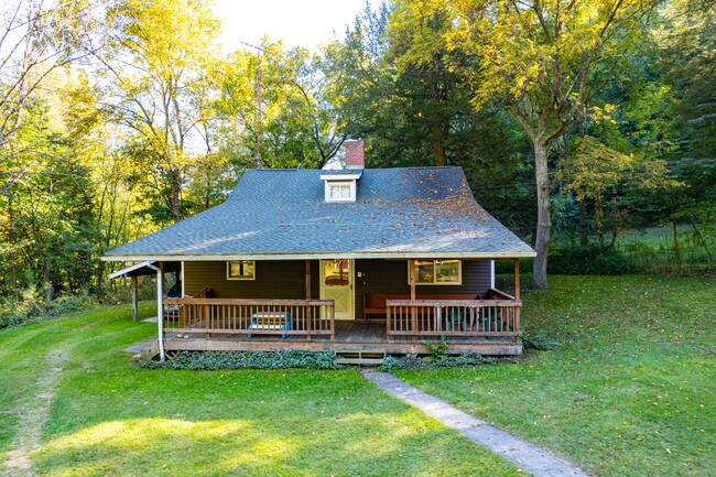 Photo - 7976 Winding Run Rd House