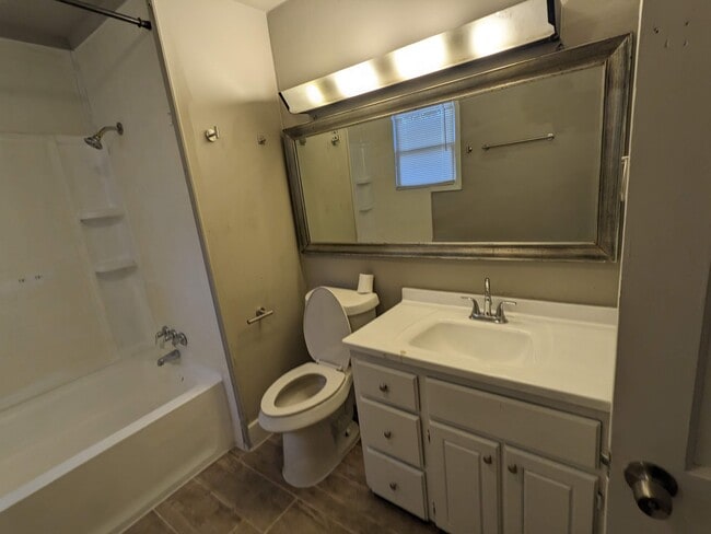 Photo - 1022 W Morgan St