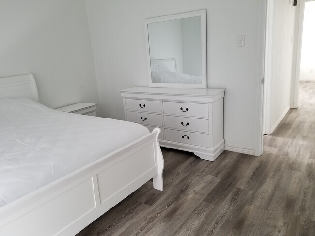 Photo - 5750 Phoenix Dr Unit 39