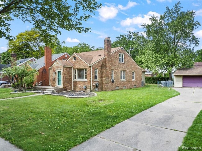 Photo - 1121 N Lafayette St House