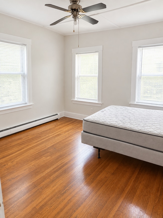 75 Friend St Unit 1