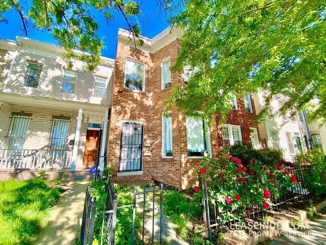 Building Photo - 1721 11th St NW Unit #1