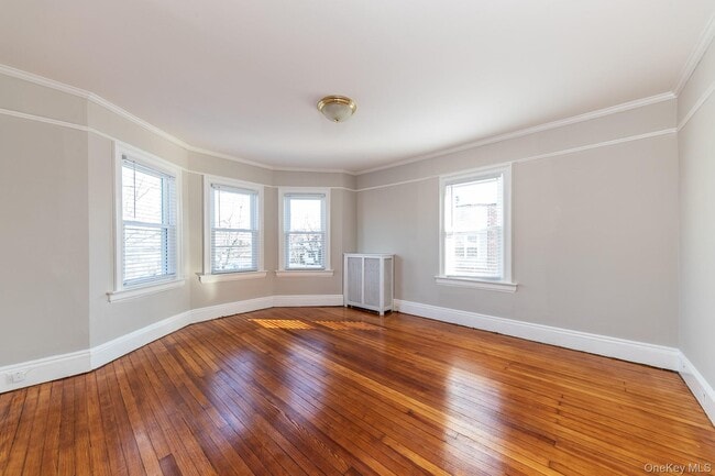 167 Atlantic Ave Unit Upper