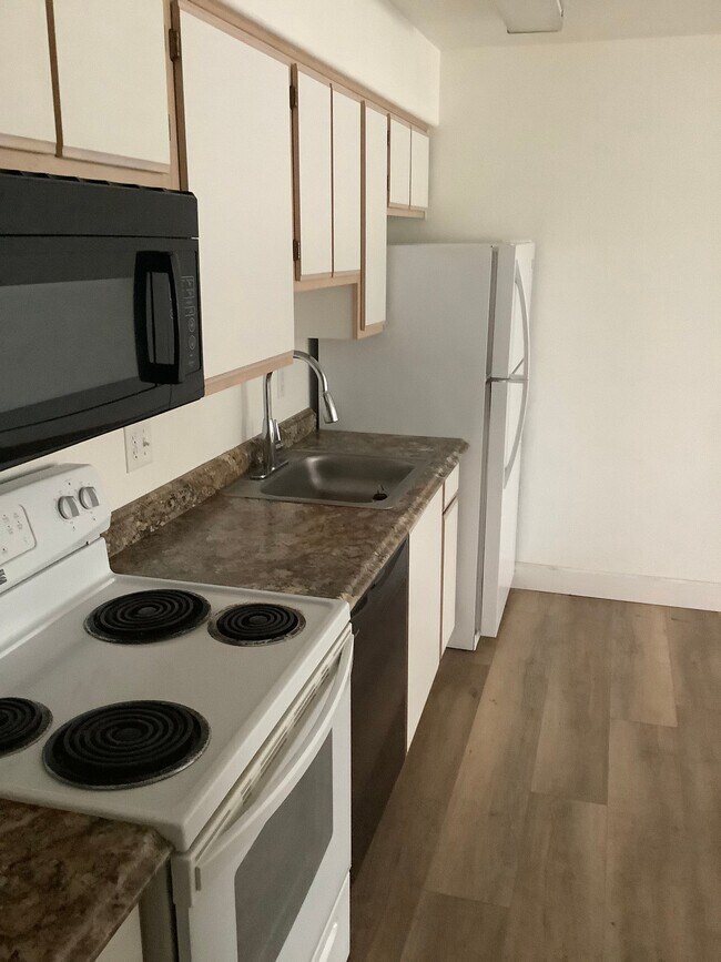 Photo - 10345 NE Clackamas St Unit 22