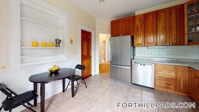 Photo - 149 Centre St Unidad 1