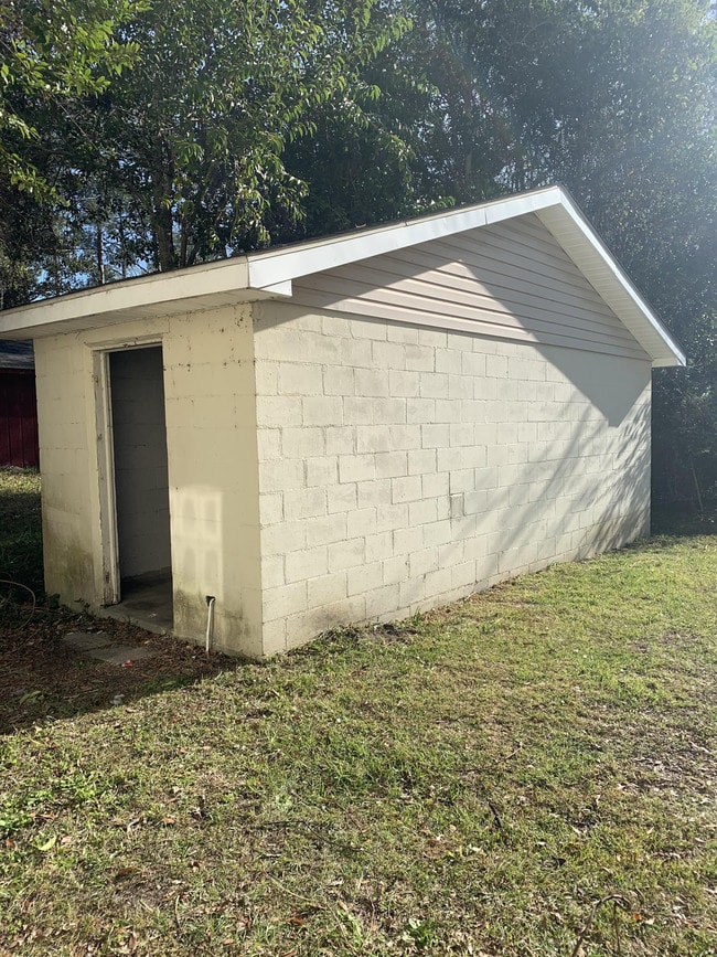 Photo - 325 5th Ave