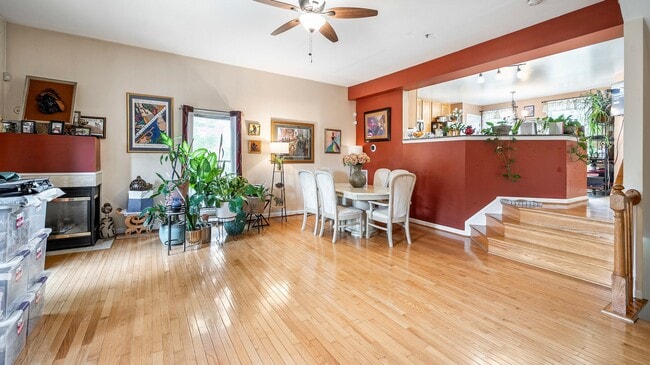 Photo - 274 Robert St Townhome