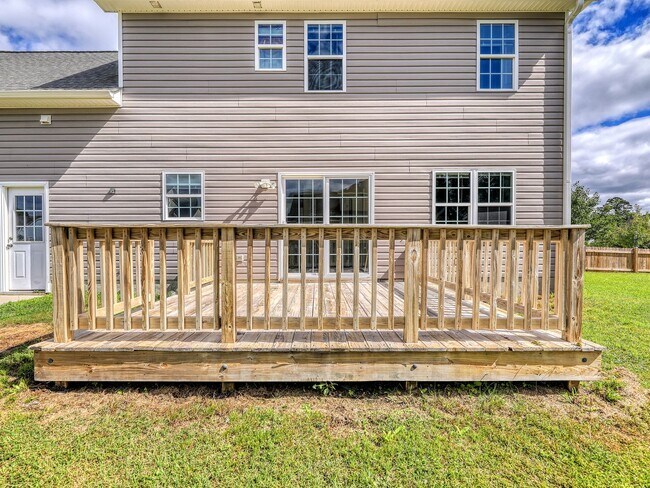 Photo - Well maintained 4 bedroom home in Beaufort