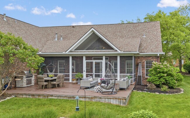 Photo - 1342 Sugar Maple Ln