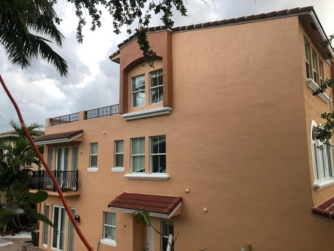 Photo - 2636 NE 15th St