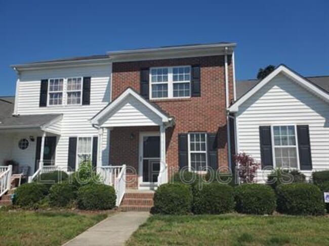 Building Photo - 1712 Stroll Cir