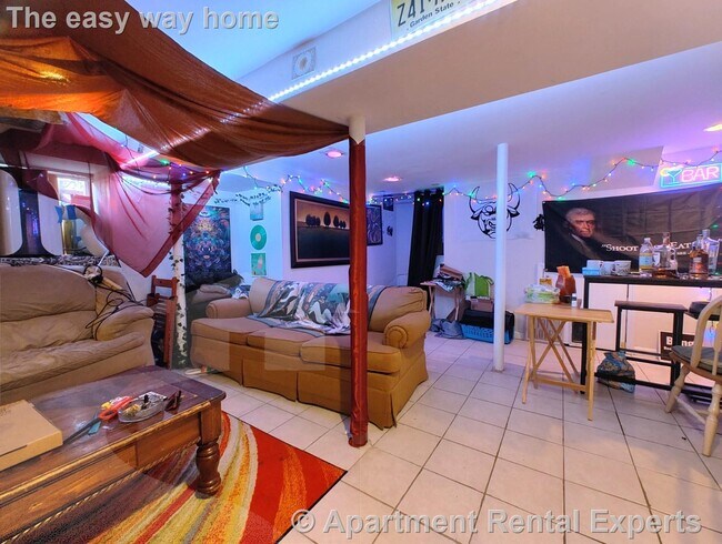 Photo - 9 Medford St Unidad #1