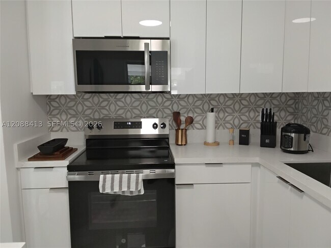 Photo - 4901 NW 177th St