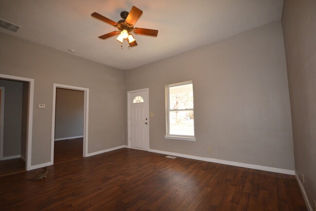 Photo - 2 Bedroom home, UPDATED