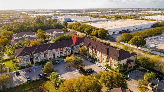 Building Photo - 10885 NW 89th Terrace Unit 211