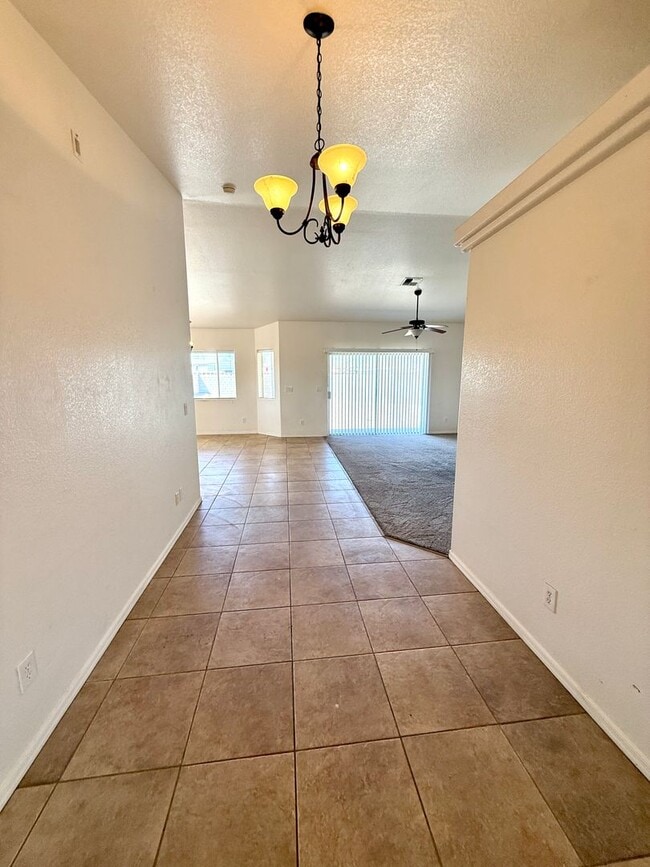 Photo - Great 3 bedroom, 2 bathroom home located in a cul-de-sac