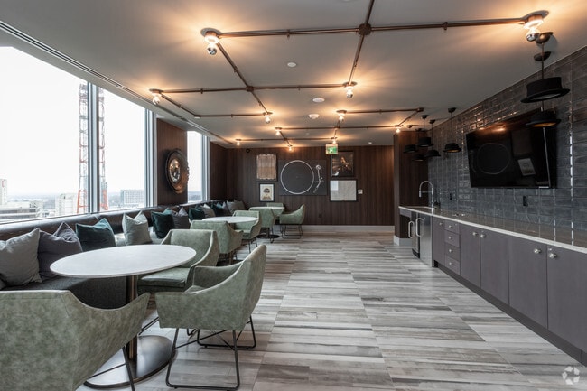 Social Bar & Lounge