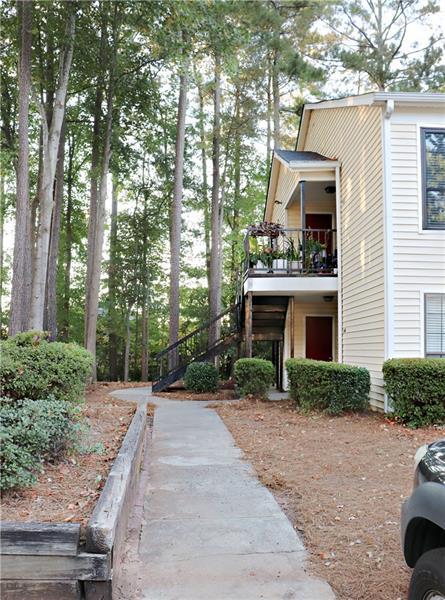 Photo - 604 Windchase Ln