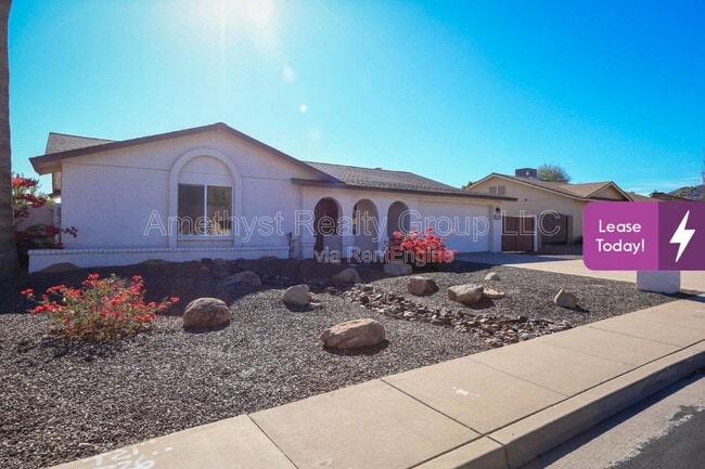 Photo - 4239 E San Gabriel Ave