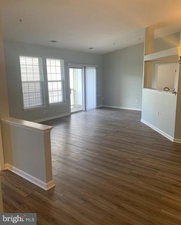 Building Photo - 8207 Blue Heron Dr Unit 3C