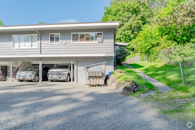 Photo - Canyon Crest Apartments