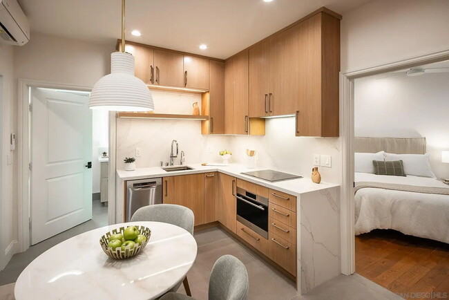 Building Photo - "Cozy 2-Bed Retreat in Chula Vista – Your Perfect California Haven!"