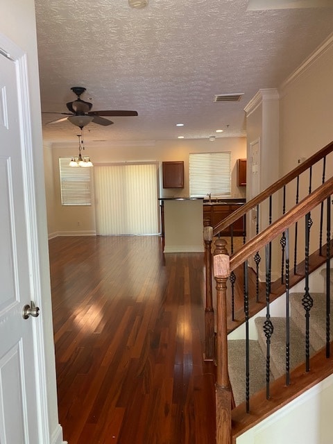 Photo - Very Nicely Renovated townhome in the Cony...