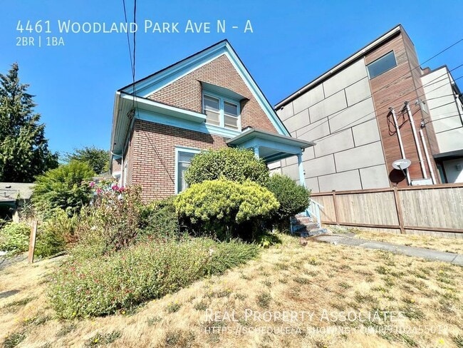 Building Photo - 4461 Woodland Park Ave N Unit A