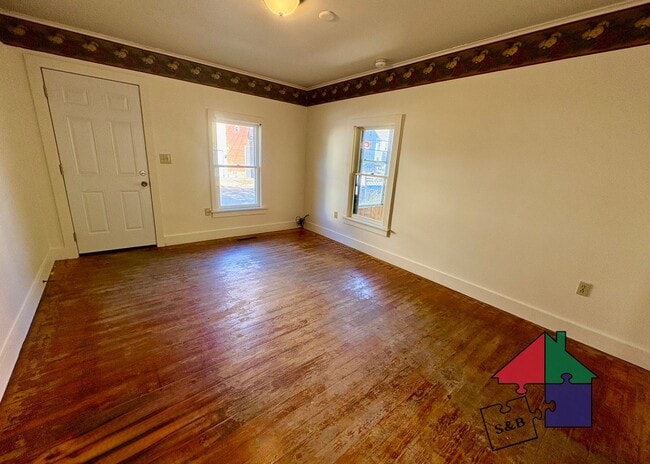 Building Photo - 6-8 River Street Unit 1A