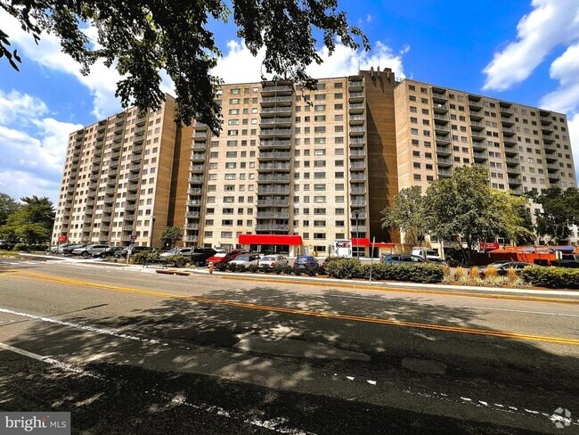 Building Photo - 2500 N Van Dorn St Unit 1006 Rental