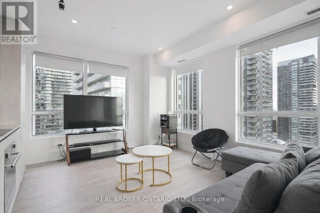 Photo - 108 Peter St Unité 2806