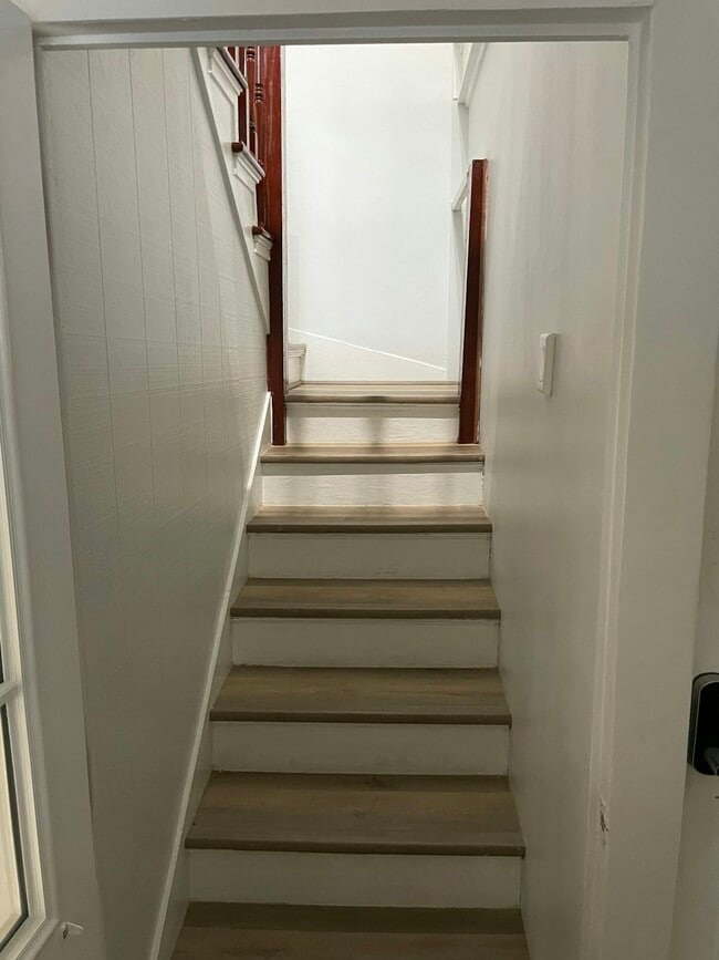 Photo - 201 Union St Unidad Suite 201