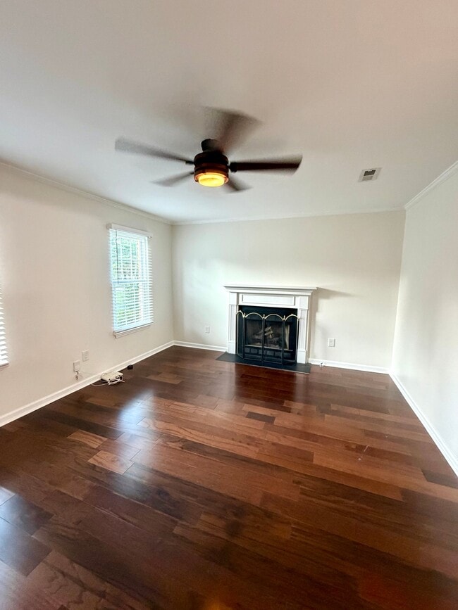 Photo - 302 Rolling Acres Dr