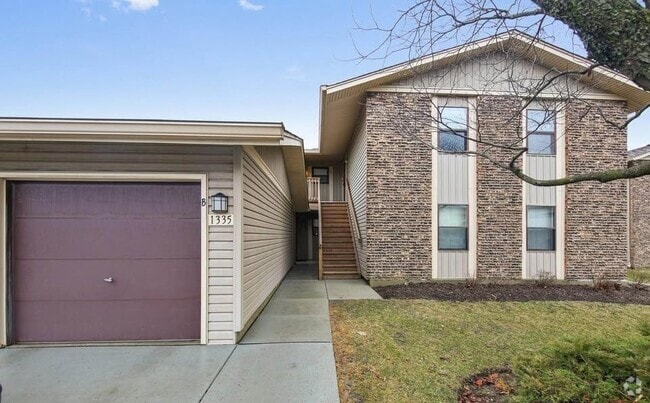 Building Photo - 1335 Gifford Ct Unit 8D Rental