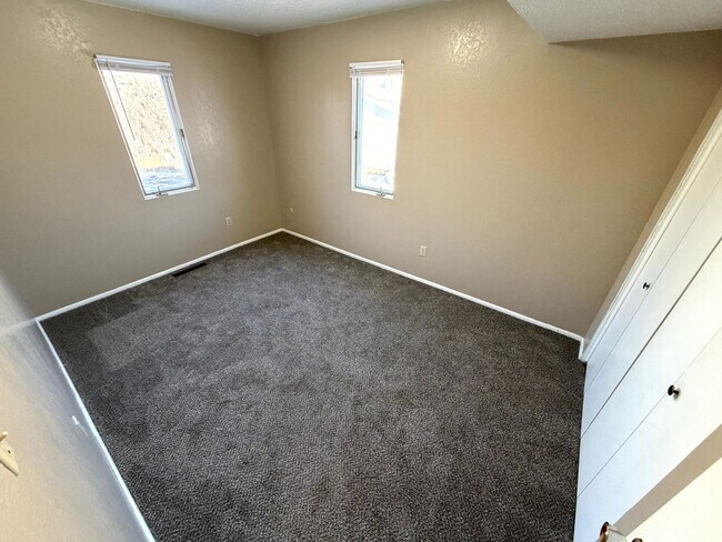 Photo - 24-30 Colter Loop Drive Unit 24