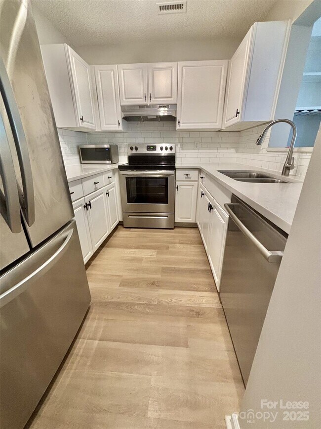 Photo - 17557 Tuscany Ln