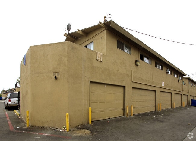 331 Wakefield