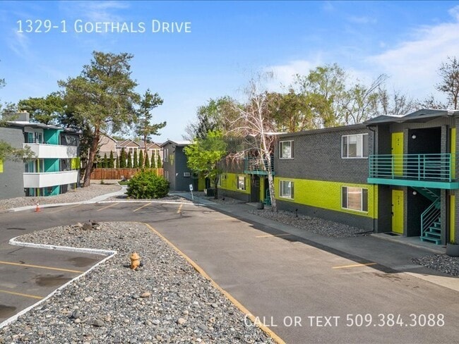 Photo - 1329 Goethals Dr