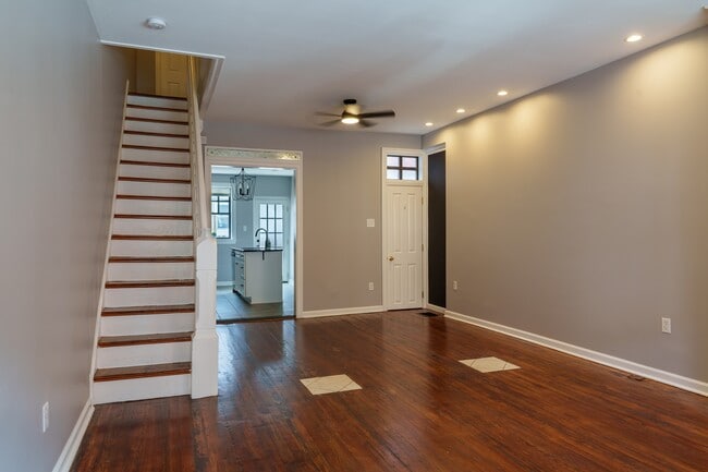 Photo - 2523 S Rosewood St