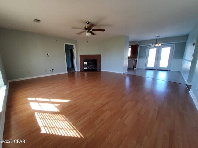 Photo - 5117 Bay Head Rd