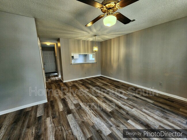 Photo - 108 Springwoods Lake Point