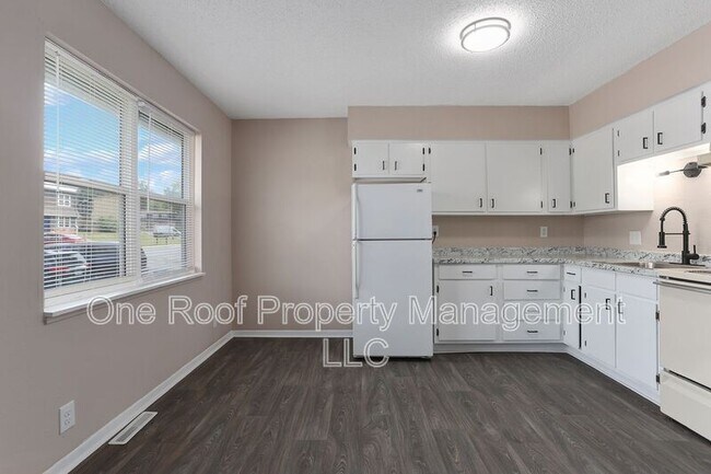 Photo - 701 Linwood Dr