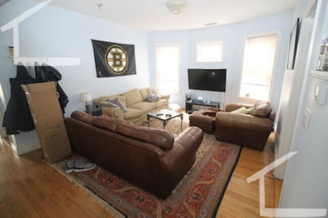 Photo - 9/1 No Fee! Updated 3BR/2BA in Allston Village!